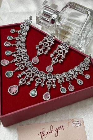 Mystique Mirage Rosemary Pearl Necklace Set