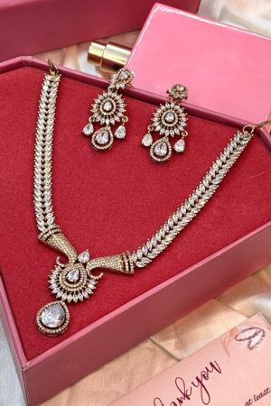 Ancient India Luxury Gold Polish Studded Stone Necklace Set