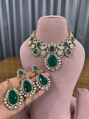 Emerald Glam Bollywood Fine Quality Necklace Set with Maang Teeka and Earrings