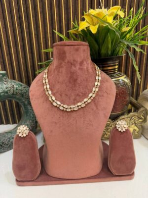 Moonlit Meadow Pendant Moissanite Necklace With Earrings