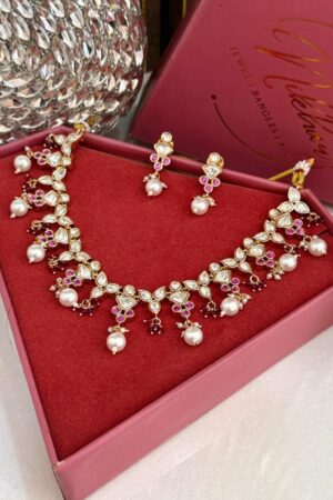 Kiara Luxe Paachi Kundan Necklace Set
