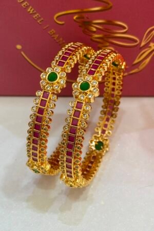 Polki Moissanite 22KT Victorian Gold Polish Bangle Set of 4